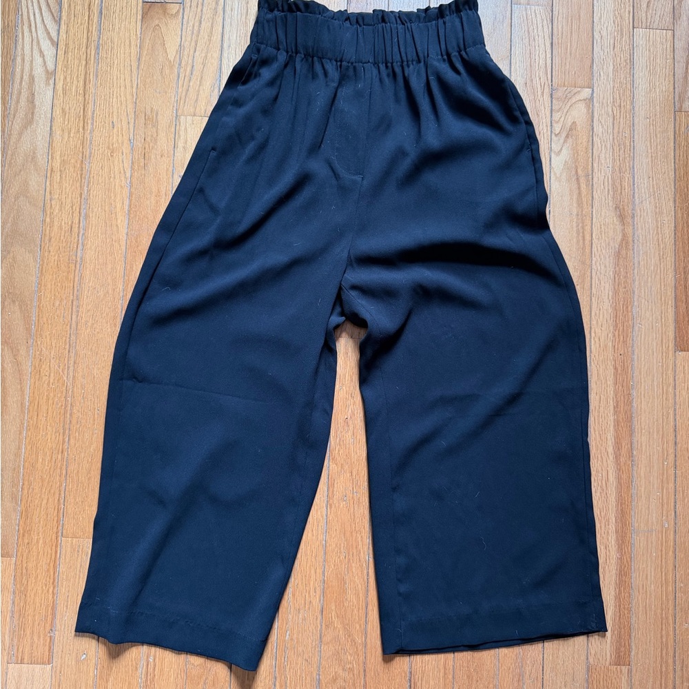 H&M Black Wide-Leg Capris with Elastic Waist